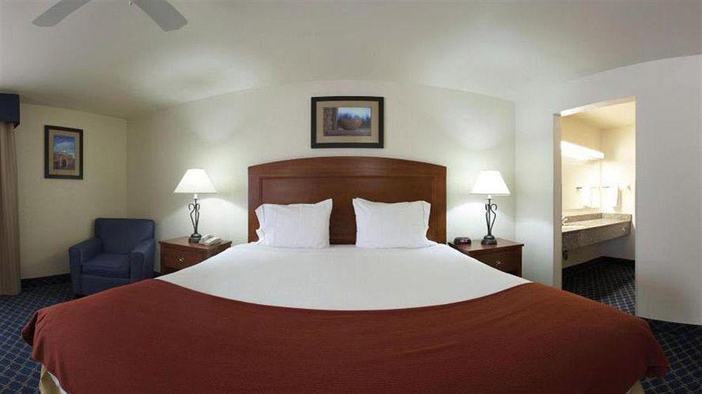 Holiday Inn Express Tucson-Airport By Ihg Экстерьер фото