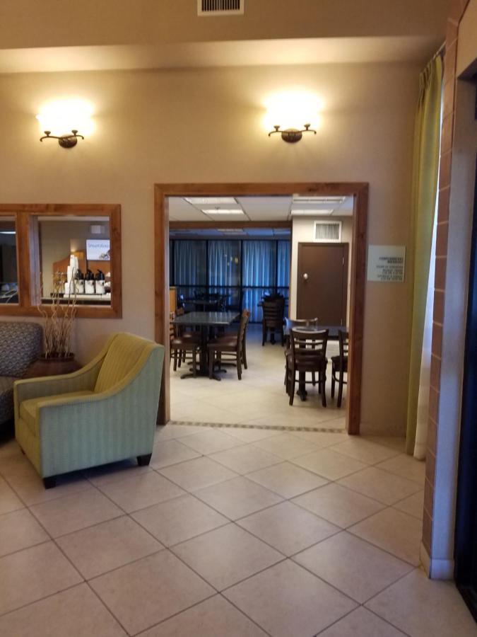 Holiday Inn Express Tucson-Airport By Ihg Экстерьер фото