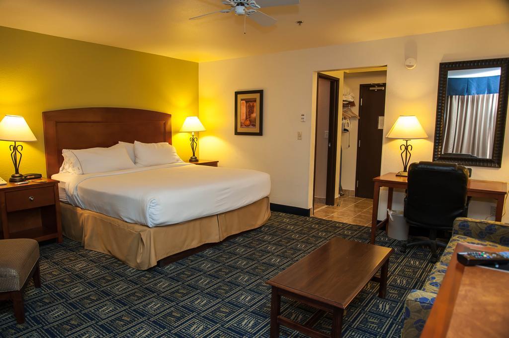 Holiday Inn Express Tucson-Airport By Ihg Экстерьер фото